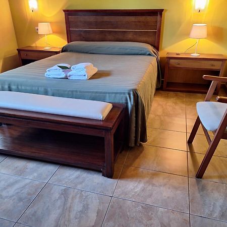 Hostal Europa San Roque del Acebal Екстер'єр фото