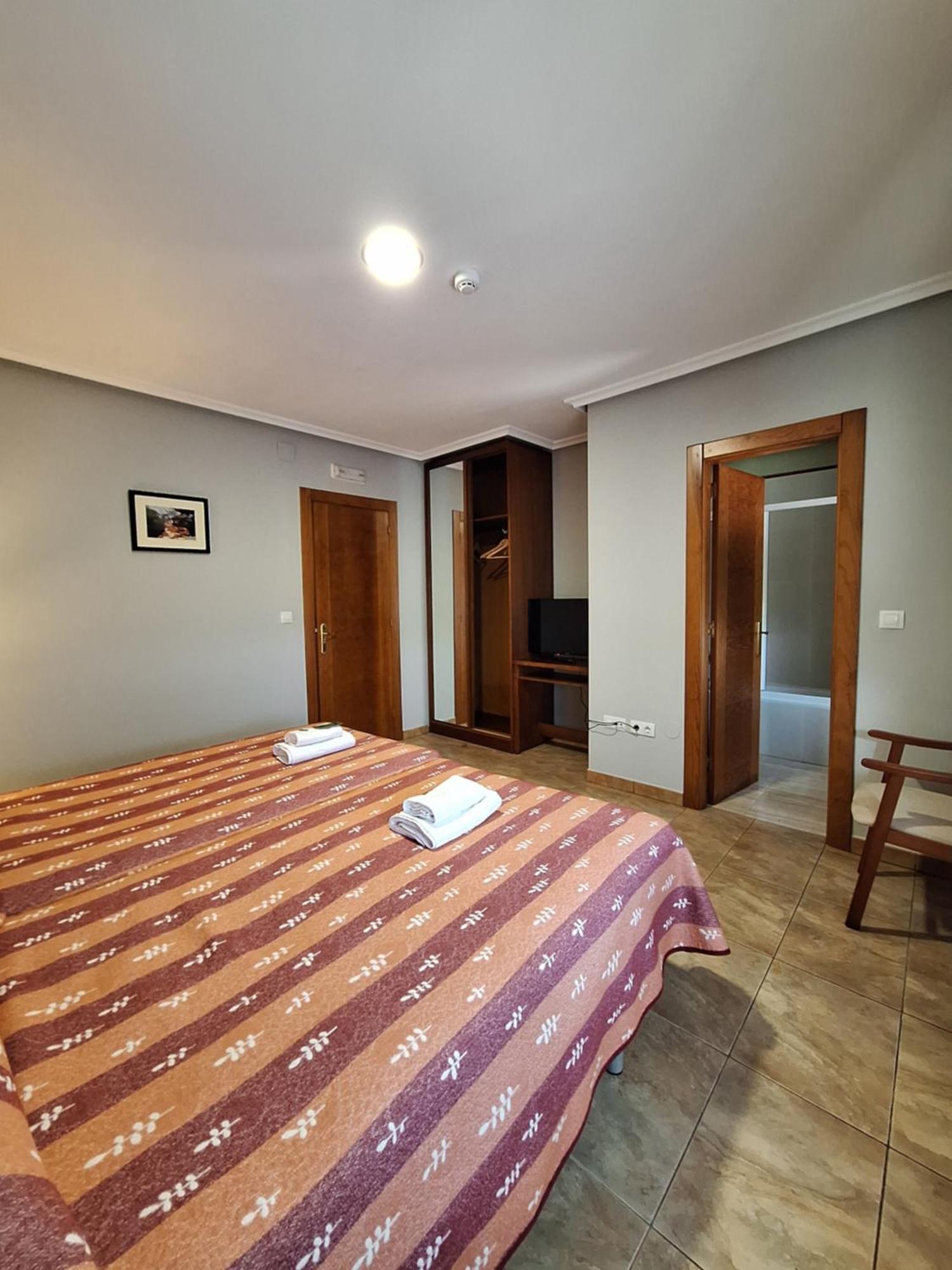 Hostal Europa San Roque del Acebal Екстер'єр фото